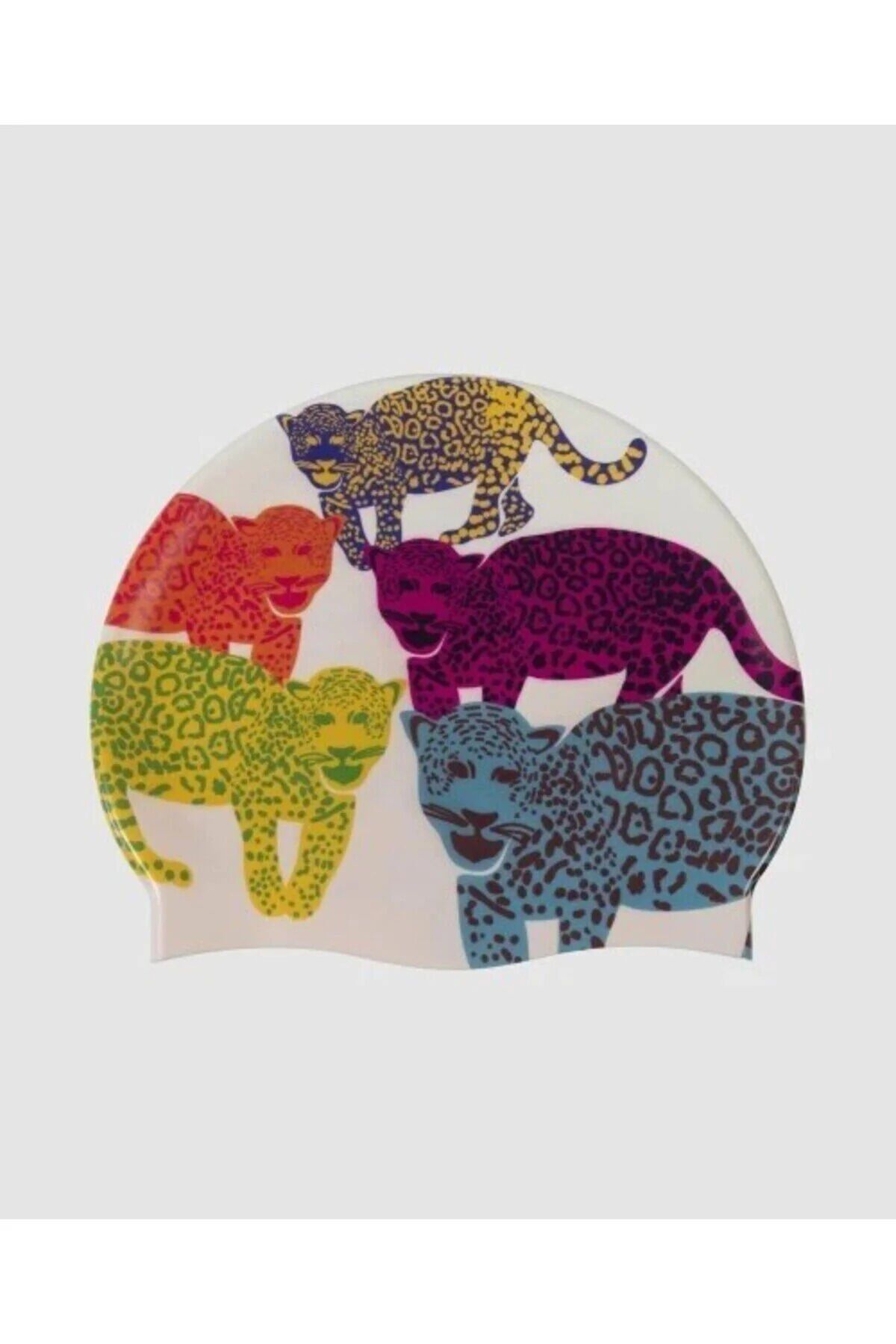 HD CAP/ARENA_IN_THE WILD